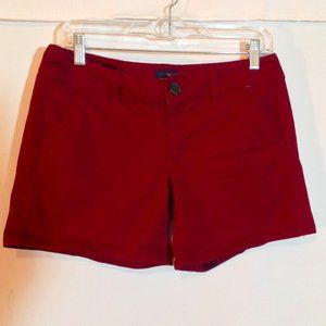 American Eagle Shorts Red Maroon Women's Midrise Stretch Size 6